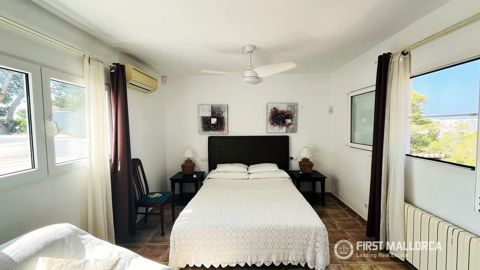 4 slaapkamer Villa te koop in Cala d'Or met zwembad garage - € 1.790.000 (Ref: 10008068)