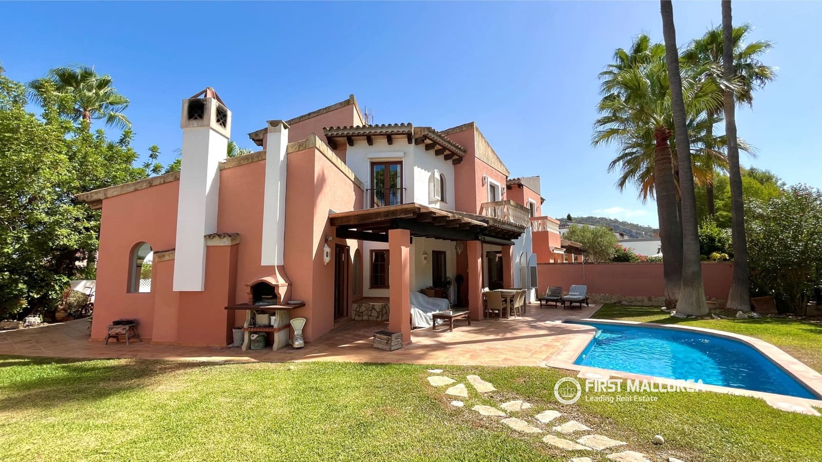 3 Zimmer Villa zu verkaufen in Santa Ponsa mit Pool Garage - 1.250.000 € (Ref: 10009919)