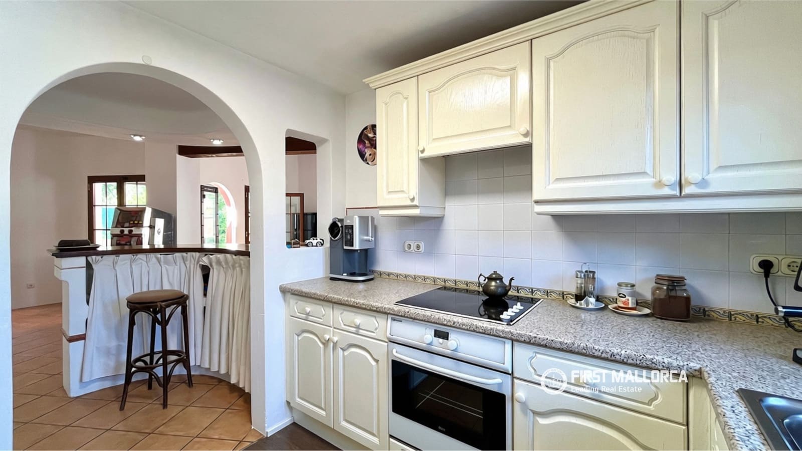 3 Zimmer Villa zu verkaufen in Santa Ponsa mit Pool Garage - 1.250.000 € (Ref: 10009919)