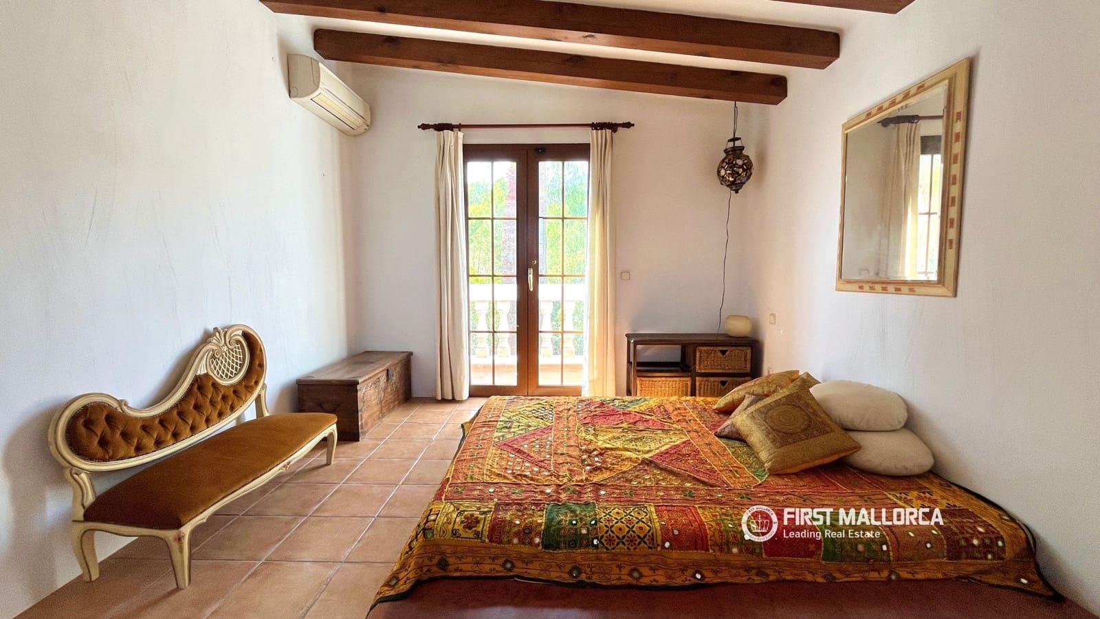 3 Zimmer Villa zu verkaufen in Santa Ponsa mit Pool Garage - 1.250.000 € (Ref: 10009919)