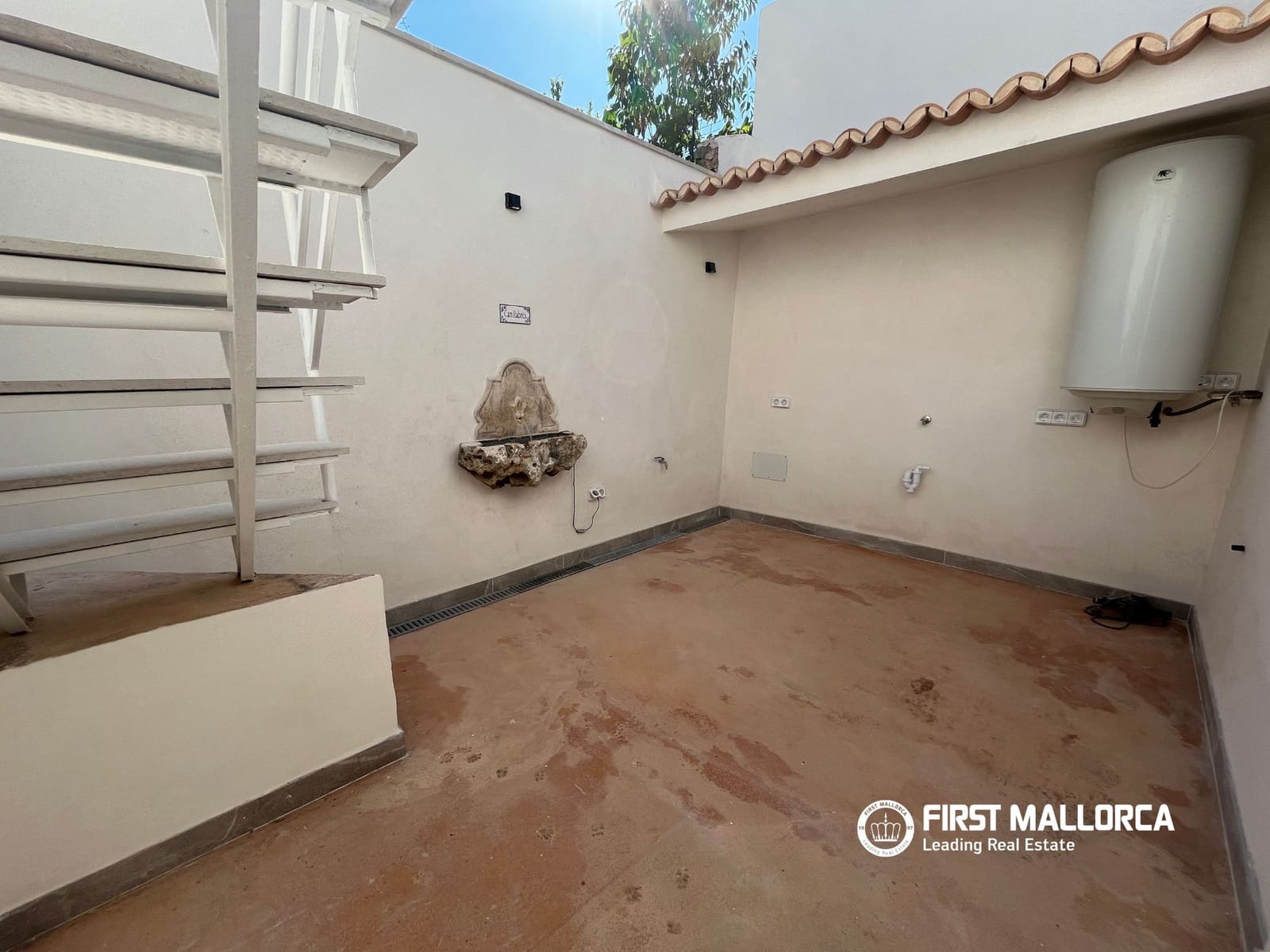 3 sovrum Hus att hyra i Consell - 2 300 € (Ref: 10012608)
