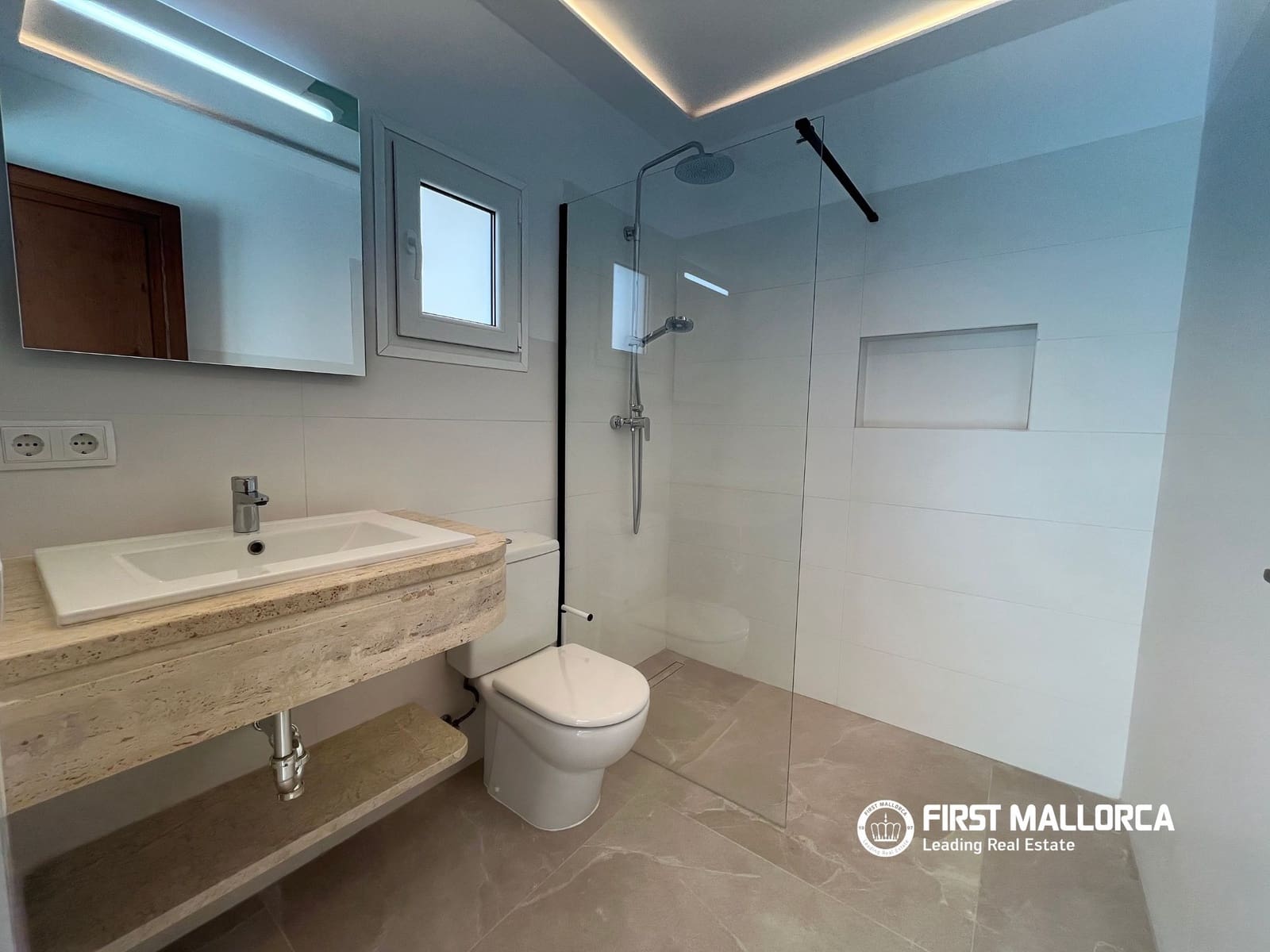 3 sovrum Hus att hyra i Consell - 2 300 € (Ref: 10012608)