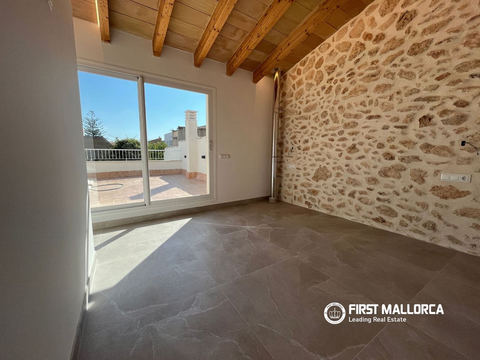 3 sovrum Hus att hyra i Consell - 2 300 € (Ref: 10012608)