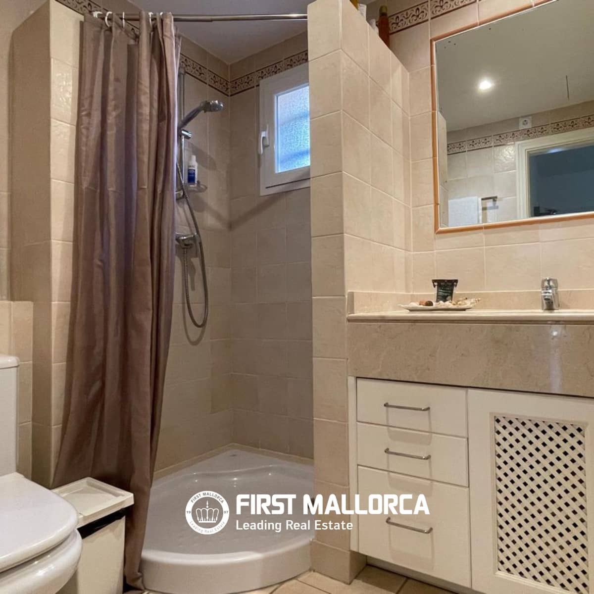 2 bedroom Apartment for sale in Santa Ponsa with garage - € 865,000 (Ref: 10016810)