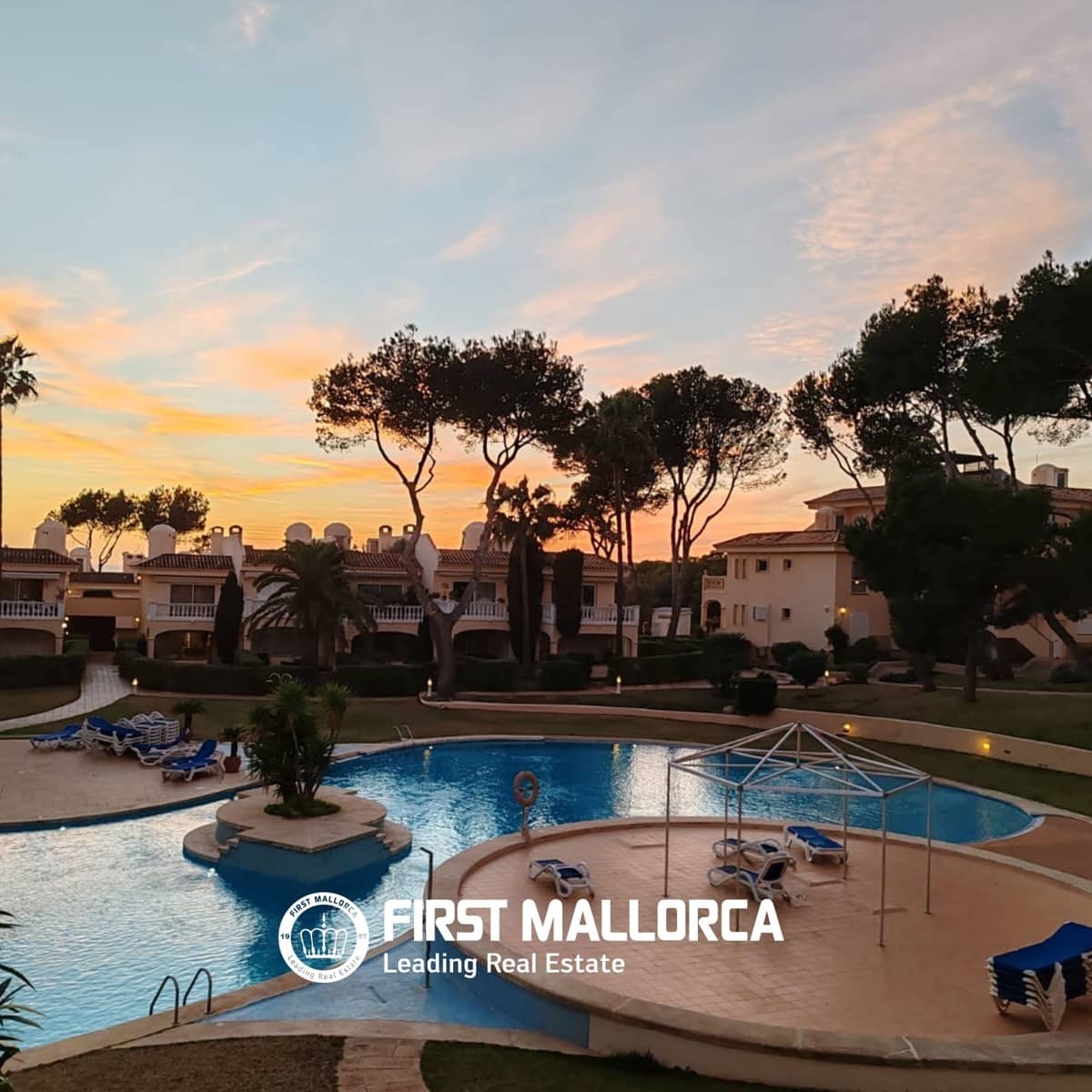 2 bedroom Apartment for sale in Santa Ponsa with garage - € 865,000 (Ref: 10016810)