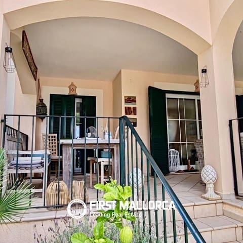 2 bedroom Apartment for sale in Santa Ponsa, Calvià with garage - € 865,000 (Ref: 10016810)