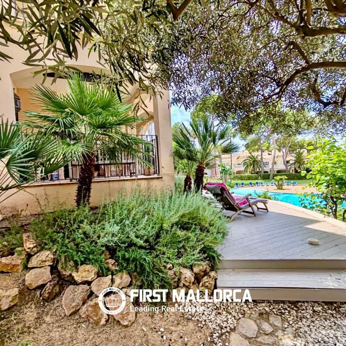2 bedroom Apartment for sale in Santa Ponsa with garage - € 865,000 (Ref: 10016810)
