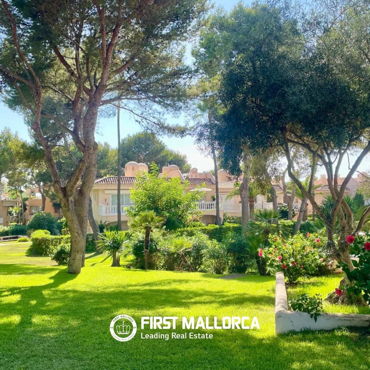 2 bedroom Apartment for sale in Santa Ponsa with garage - € 865,000 (Ref: 10016810)