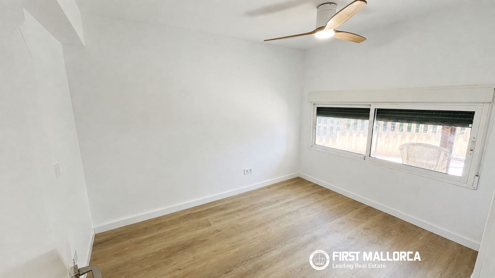 3 quarto Apartamento para arrendar em Portocolom - 2 000 € (Ref: 10019825)