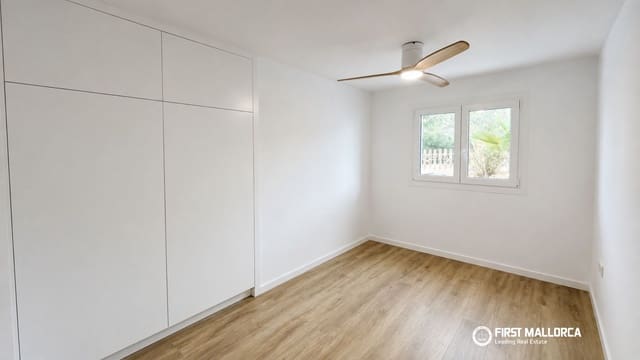 3 quarto Apartamento para arrendar em Portocolom, Felanitx - 2 000 € (Ref: 10019825)