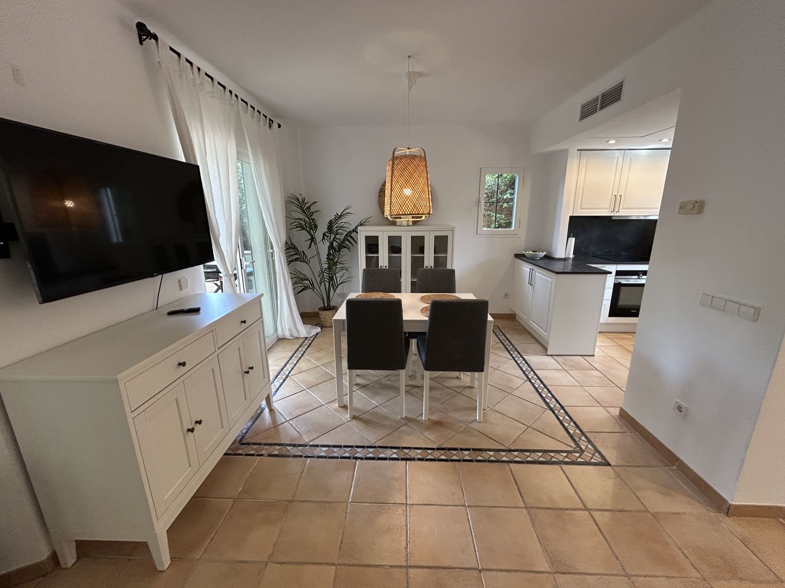 2 chambre Villa/Maison Mitoyenne à vendre à Es Camp De Mar / El Camp De Mar avec piscine garage - 710 000 € (Ref: 10019826)