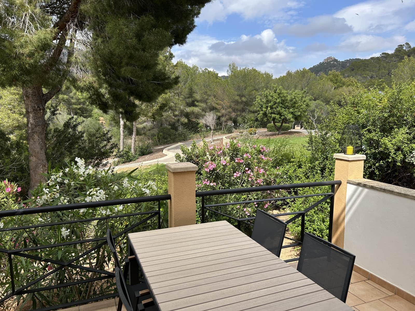 2 chambre Villa/Maison Mitoyenne à vendre à Es Camp De Mar / El Camp De Mar avec piscine garage - 710 000 € (Ref: 10019826)