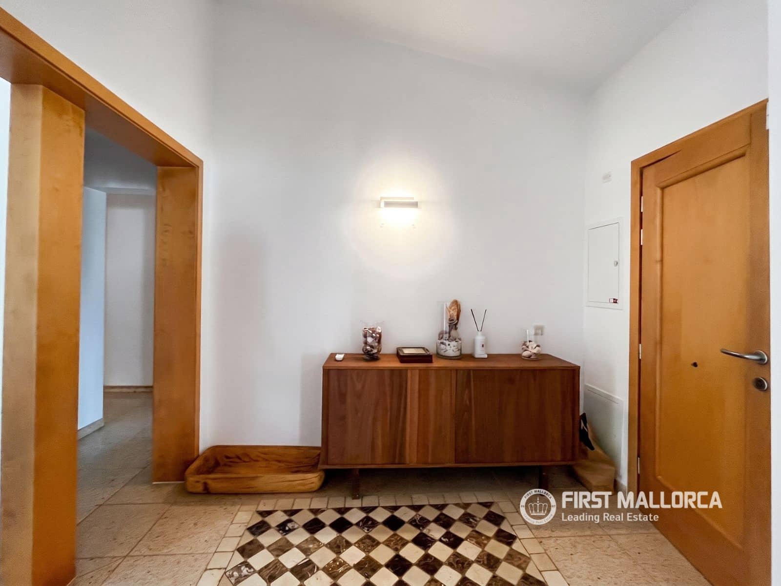 3 bedroom Villa for rent in Costa de la Calma with garage - € 2,800 (Ref: 10021692)