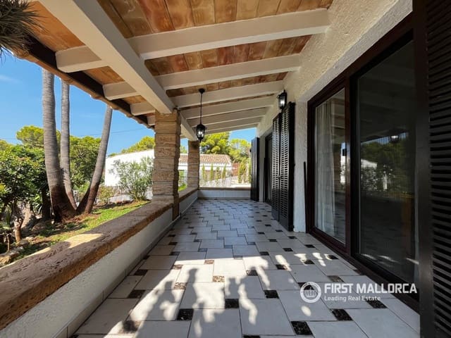 3 bedroom Villa for rent in Costa de la Calma, Calvià with garage - € 2,800 (Ref: 10021692)
