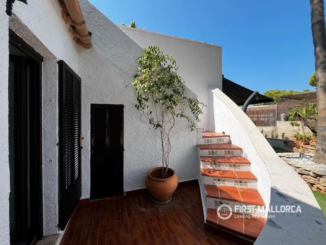 3 bedroom Villa for rent in Costa de la Calma, Calvià with garage - € 2,800 (Ref: 10021692)