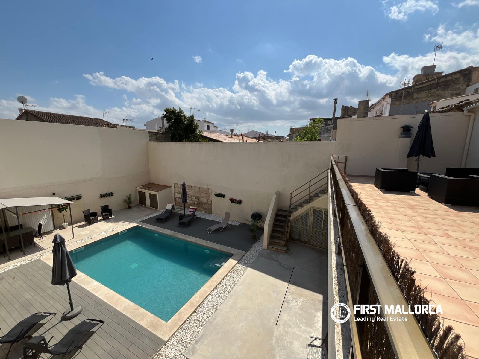 5 sypialnia Dom szeregowy na sprzedaż w Sa Pobla z basenem garażem - 875 000 € (Ref: 10023346)