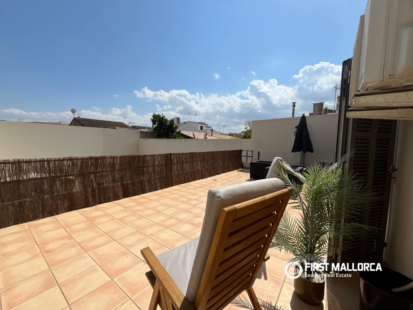 5 sypialnia Dom szeregowy na sprzedaż w Sa Pobla z basenem garażem - 875 000 € (Ref: 10023346)