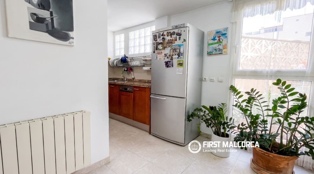 3 bedroom Apartment for rent in Palma de Mallorca with garage - € 3,200 (Ref: 10026569)