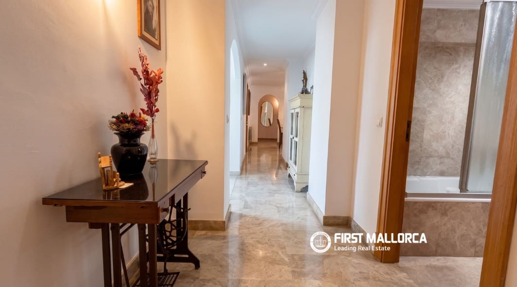 3 bedroom Apartment for rent in Palma de Mallorca with garage - € 3,200 (Ref: 10026569)