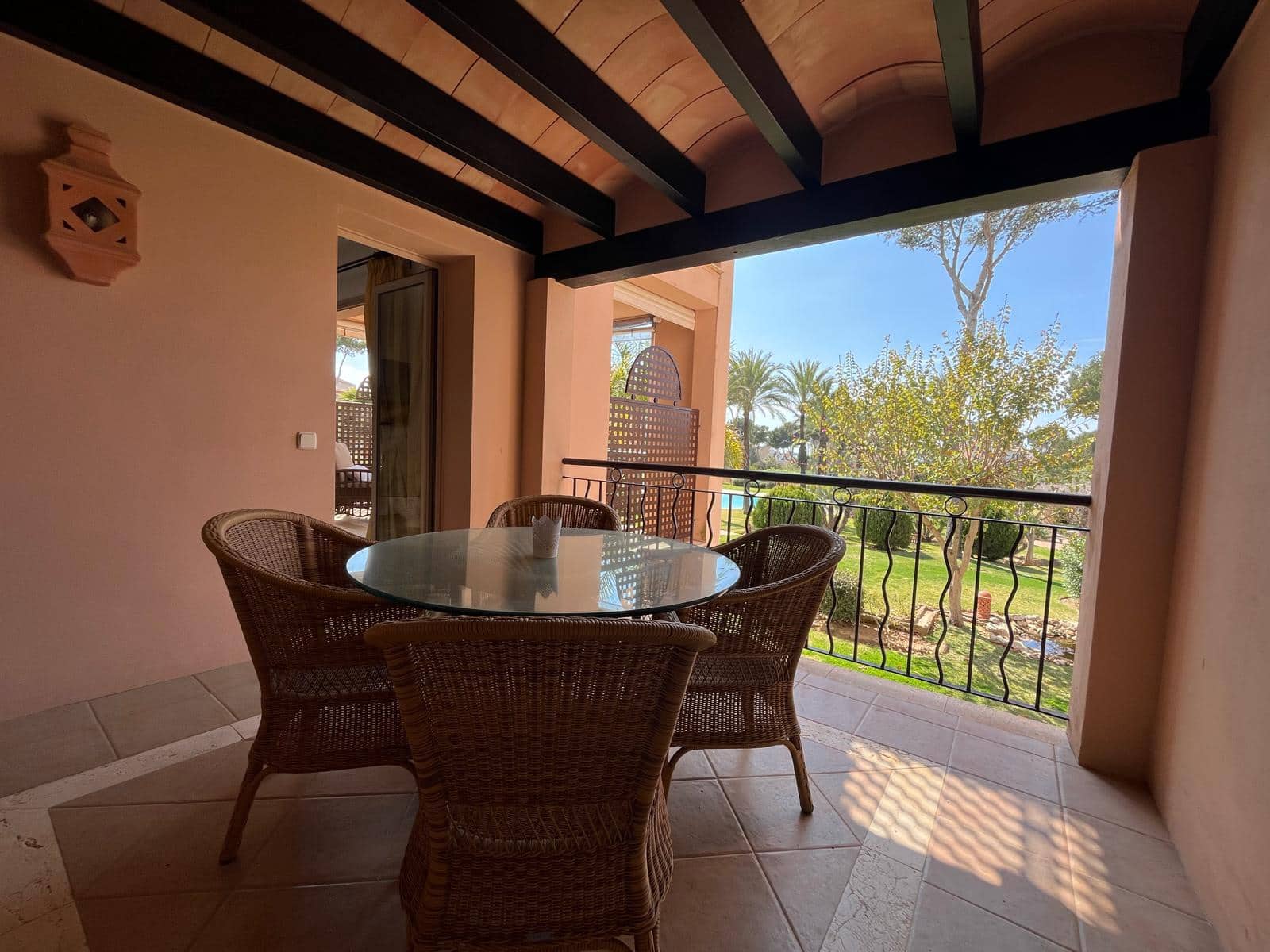 3 sovrum Lägenhet att hyra i Santa Ponsa med pool garage - 2 800 € (Ref: 10030871)