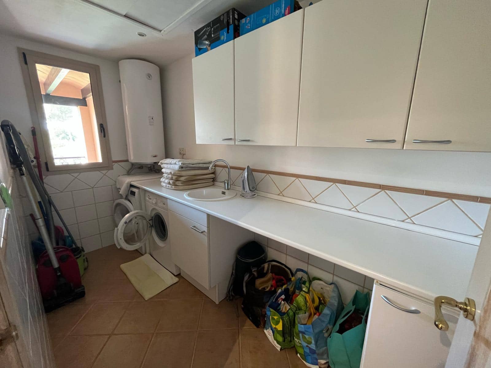 3 sovrum Lägenhet att hyra i Santa Ponsa med pool garage - 2 800 € (Ref: 10030871)