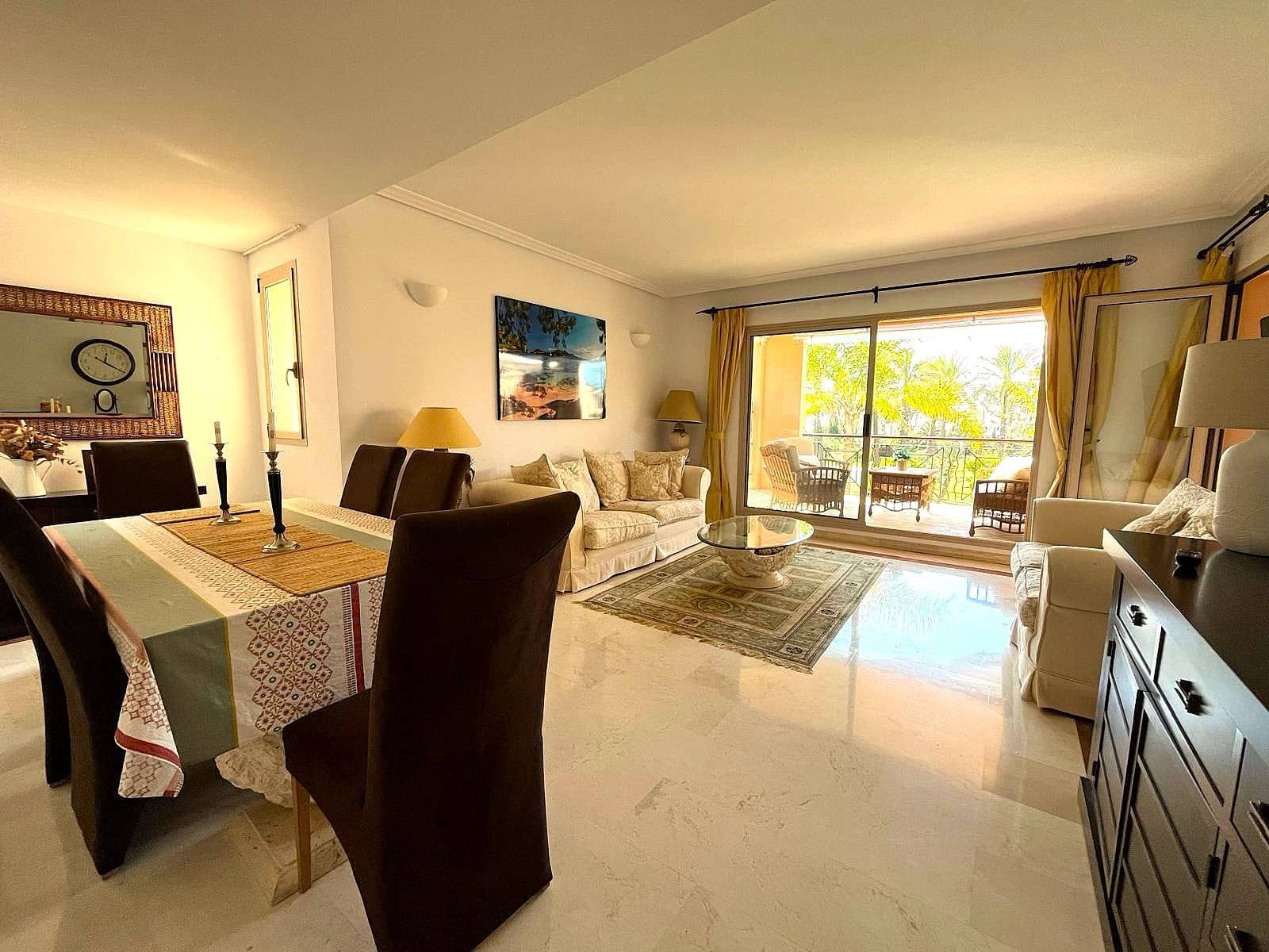 3 sovrum Lägenhet att hyra i Santa Ponsa med pool garage - 2 800 € (Ref: 10030871)