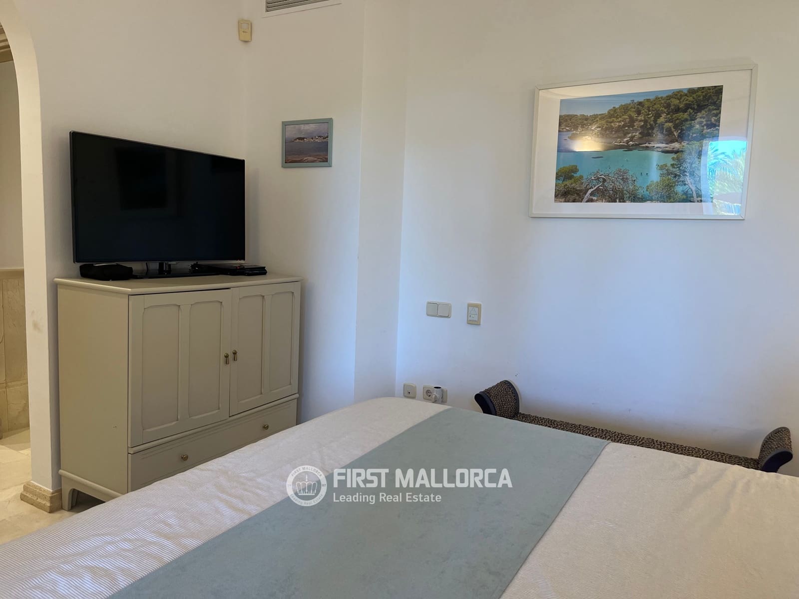3 quarto Apartamento para arrendar em Santa Ponsa com piscina garagem - 2 800 € (Ref: 10030871)