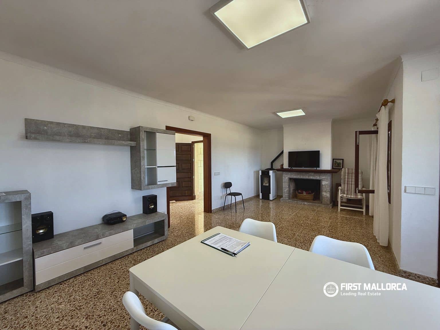 3 Zimmer Villa zu vermieten in Son Serra de Marina mit Garage - 2.500 € (Ref: 10032468)