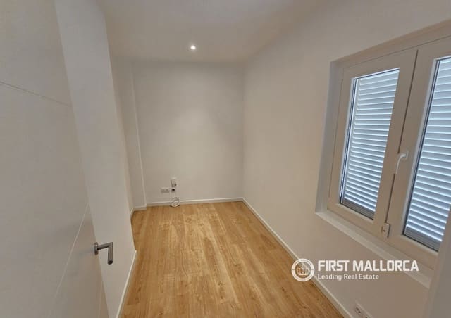 2 makuuhuone Kattohuoneisto myytävänä paikassa El Terreno, Palma de Mallorca - 295 000 € (Ref: 10032469)