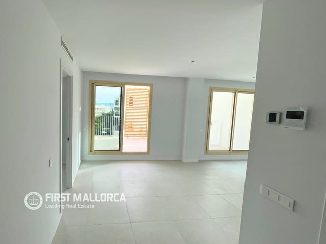 Apartamento de 3 habitaciones en Magalluf, Calvià en alquiler con piscina garaje - 3.500 € (Ref: 10035772)