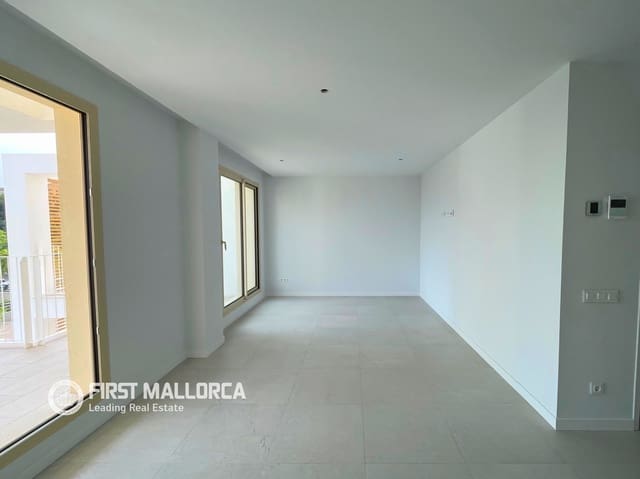 Apartamento de 3 habitaciones en Magalluf, Calvià en alquiler con piscina garaje - 3.500 € (Ref: 10035772)