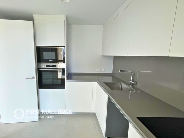 Apartamento de 3 habitaciones en Magalluf, Calvià en alquiler con piscina garaje - 3.500 € (Ref: 10035772)