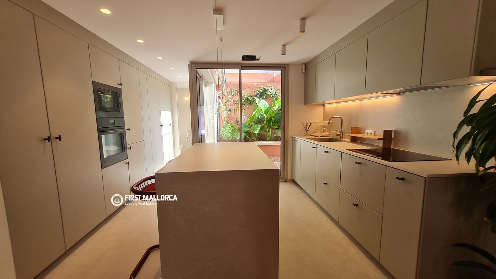 Adosado de 2 habitaciones en San Agustín / Sant Agustí en alquiler con piscina garaje - 3.500 € (Ref: 10035773)