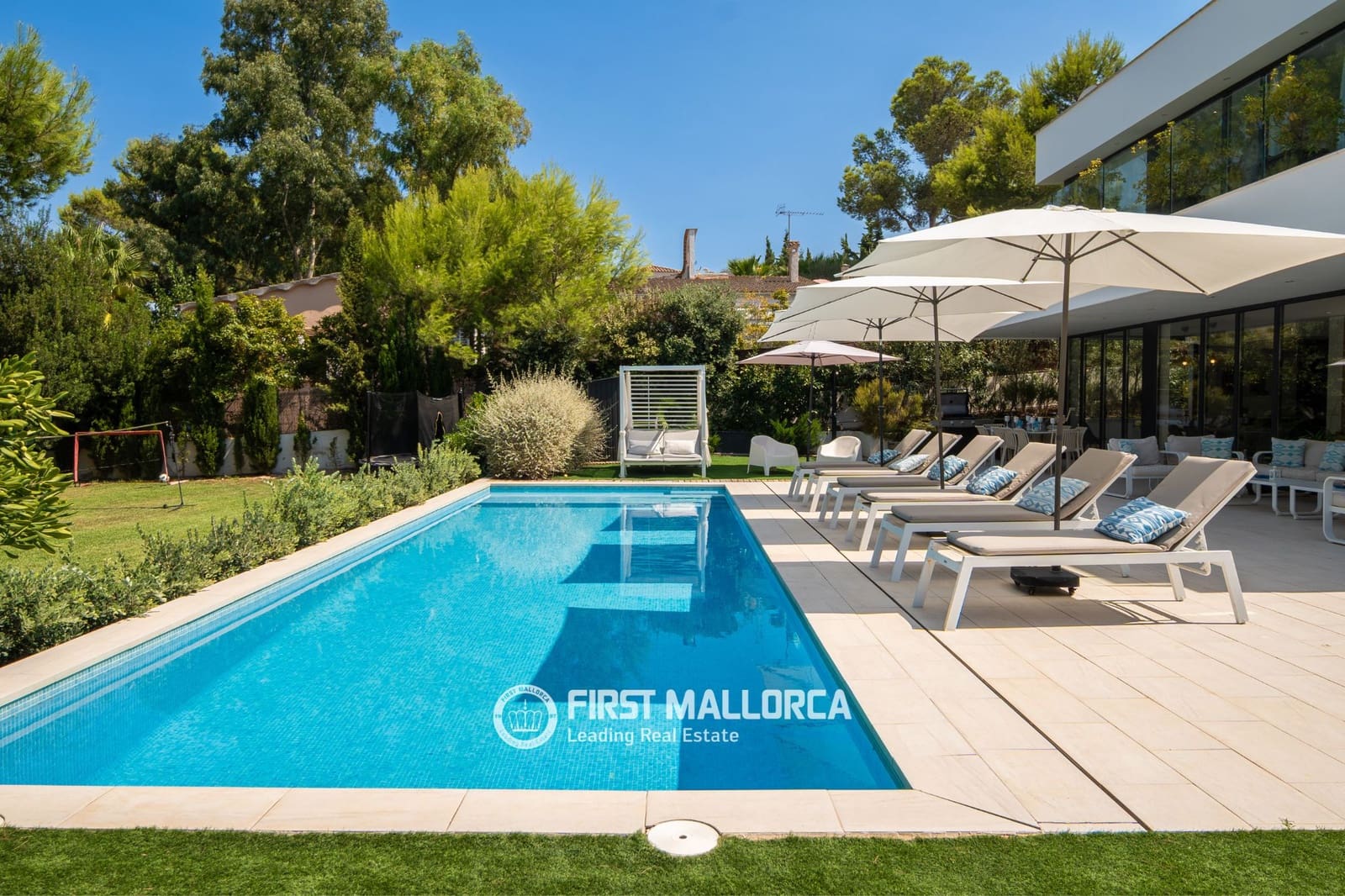 6 Zimmer Villa zu vermieten in Santa Ponsa mit Pool Garage - 10.000 € (Ref: 10035774)