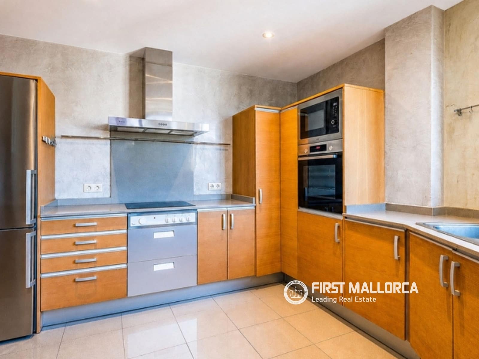 3 Zimmer Apartment zu vermieten in Palma de Mallorca mit Garage - 2.900 € (Ref: 10039963)