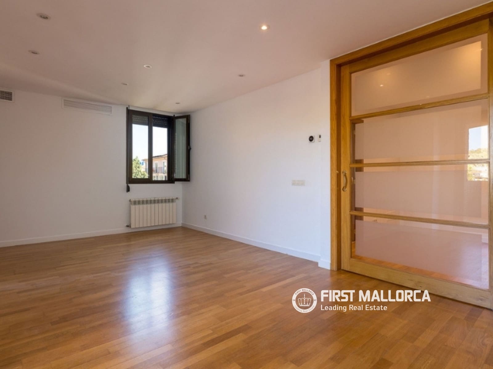 3 Zimmer Apartment zu vermieten in Palma de Mallorca mit Garage - 2.900 € (Ref: 10039963)