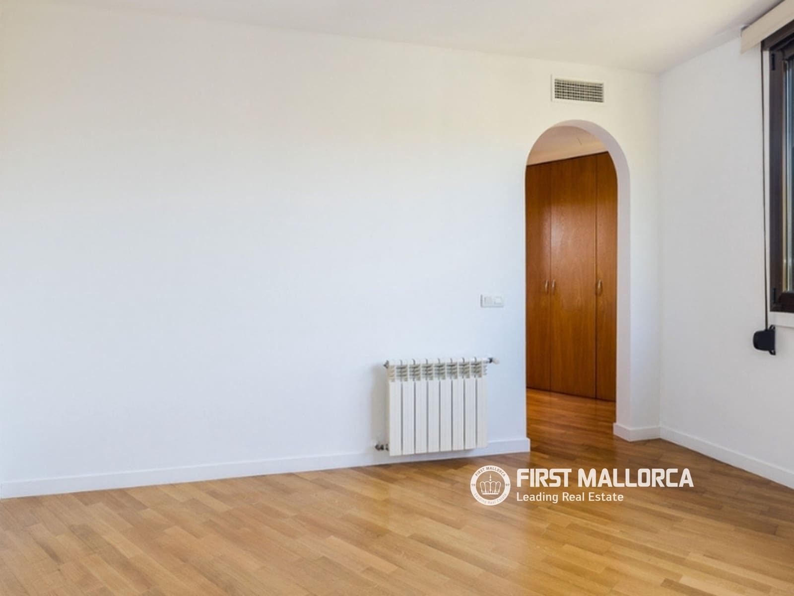 3 Zimmer Apartment zu vermieten in Palma de Mallorca mit Garage - 2.900 € (Ref: 10039963)