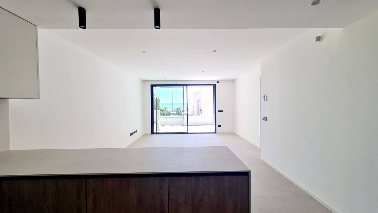 2 quarto Apartamento para arrendar em Palma de Mallorca com piscina garagem - 2 950 € (Ref: 10044260)