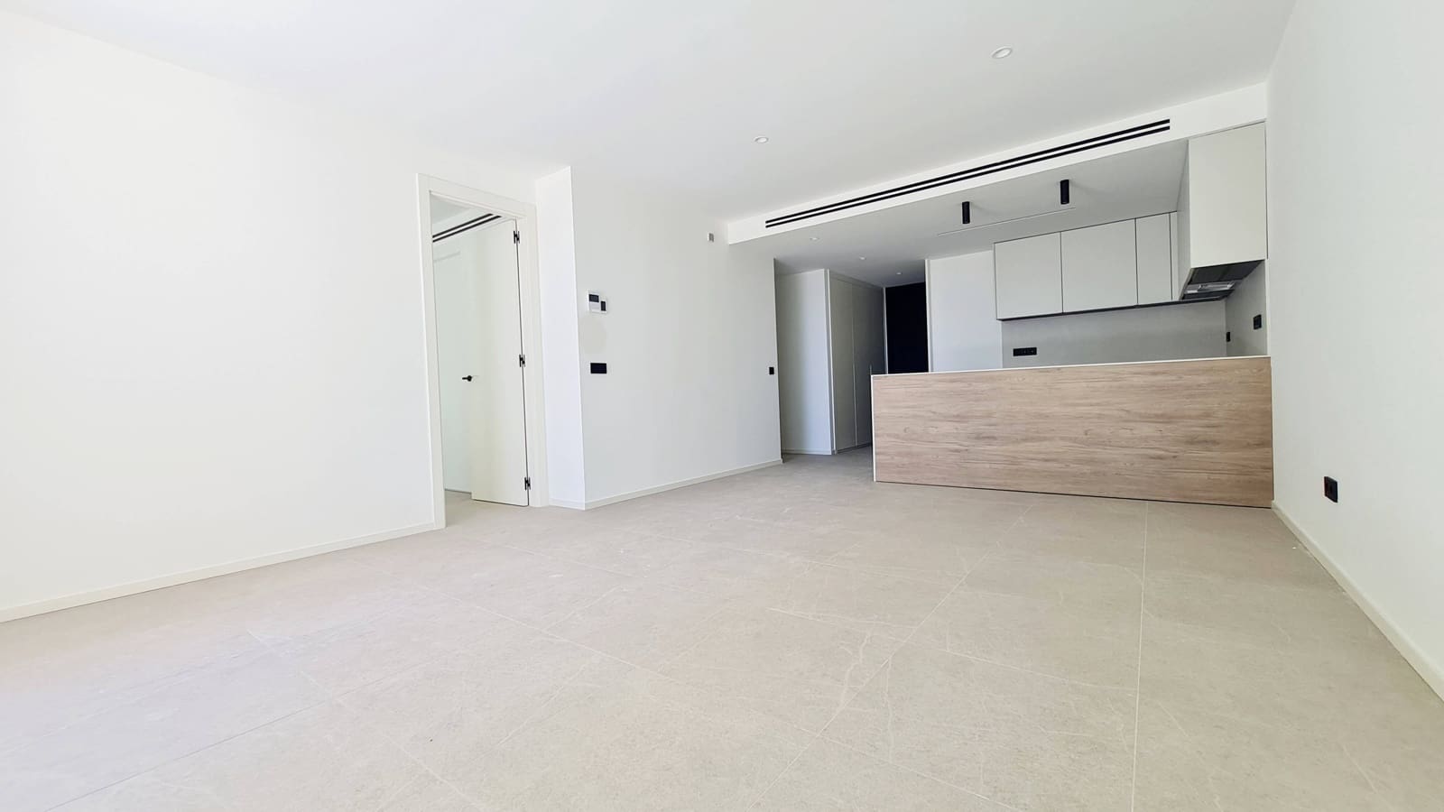 2 quarto Apartamento para arrendar em Palma de Mallorca com piscina garagem - 2 950 € (Ref: 10044260)