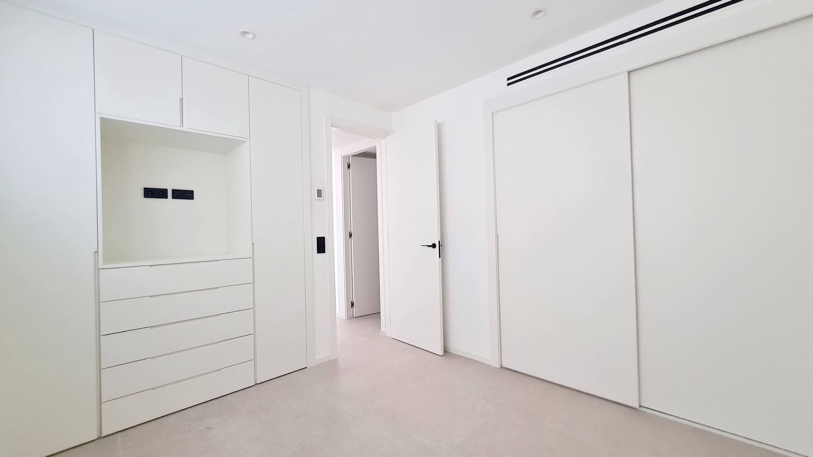 2 quarto Apartamento para arrendar em Palma de Mallorca com piscina garagem - 2 950 € (Ref: 10044260)