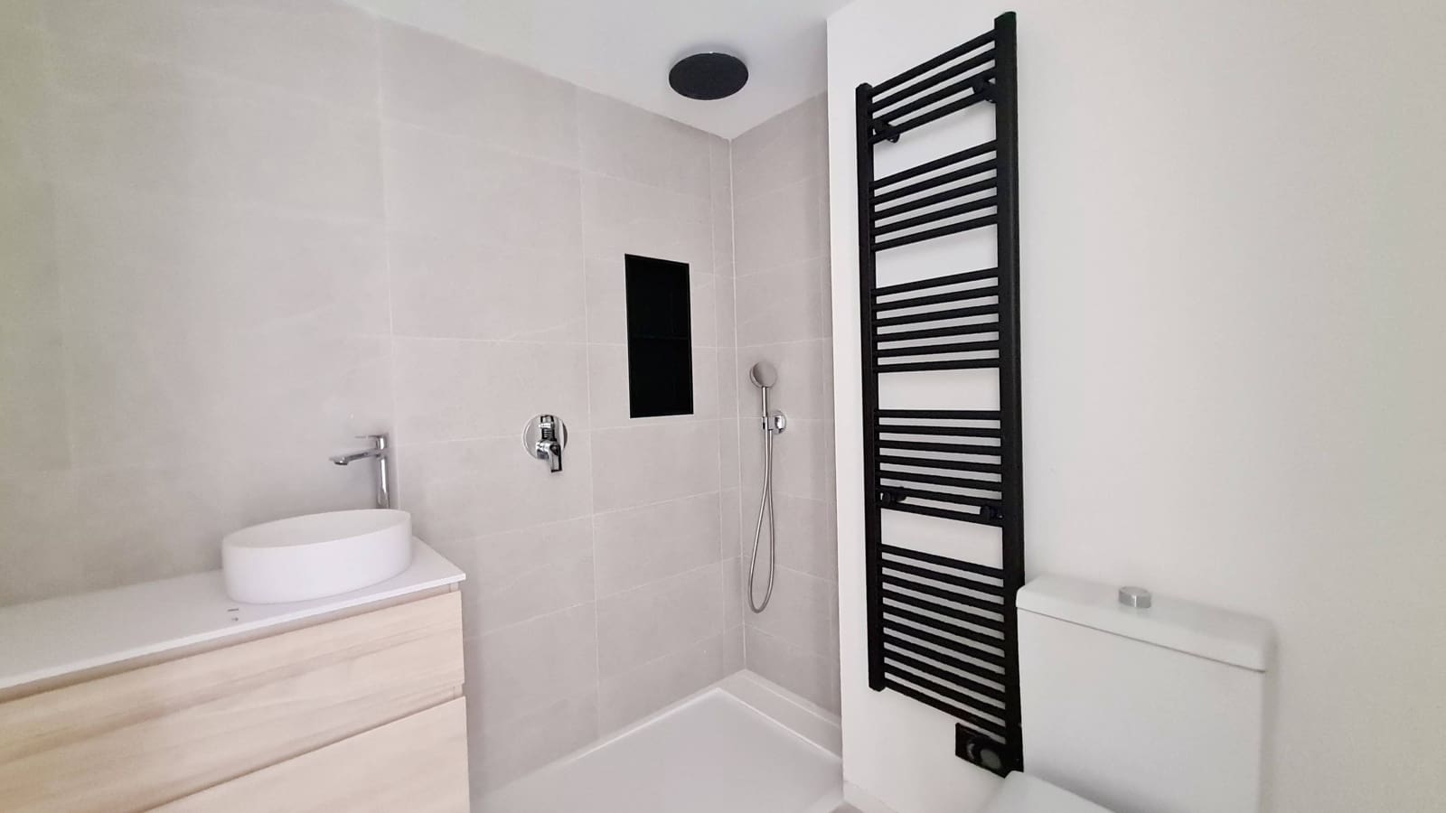 2 quarto Apartamento para arrendar em Palma de Mallorca com piscina garagem - 2 950 € (Ref: 10044260)