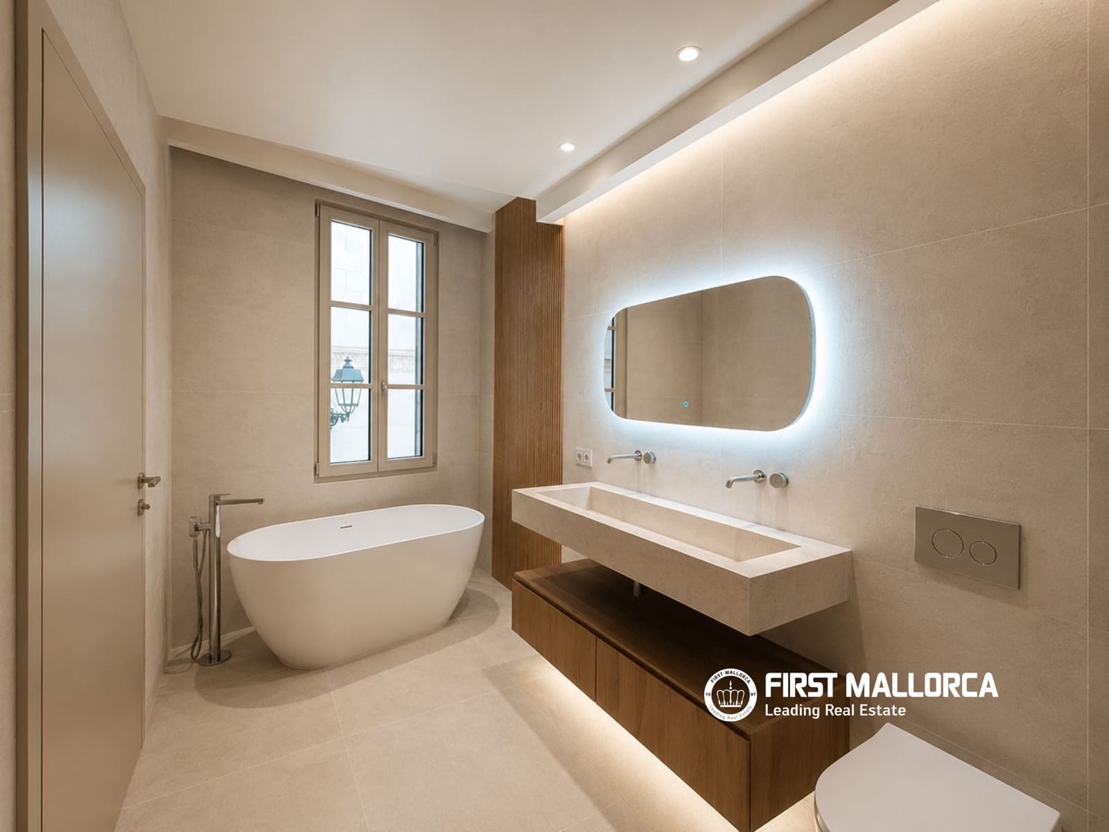 3 bedroom Apartment for sale in Palma de Mallorca - € 1,495,000 (Ref: 10046195)