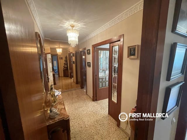 5 soverom Leilighet til salgs i Plaça de Toros, Palma de Mallorca med garasje - € 530 000 (Ref: 10046196)