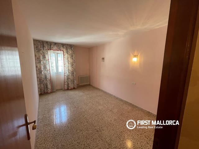 5 soverom Leilighet til salgs i Plaça de Toros, Palma de Mallorca med garasje - € 530 000 (Ref: 10046196)