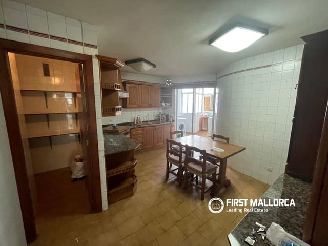 5 soverom Leilighet til salgs i Plaça de Toros, Palma de Mallorca med garasje - € 530 000 (Ref: 10046196)