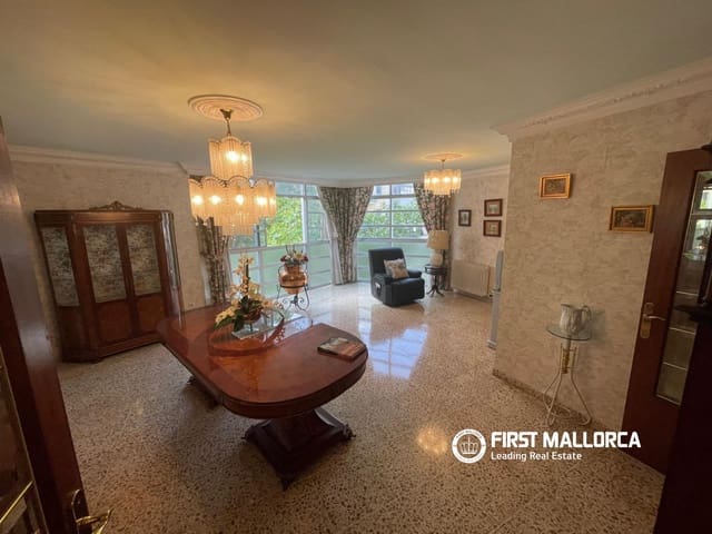5 soverom Leilighet til salgs i Plaça de Toros, Palma de Mallorca med garasje - € 530 000 (Ref: 10046196)