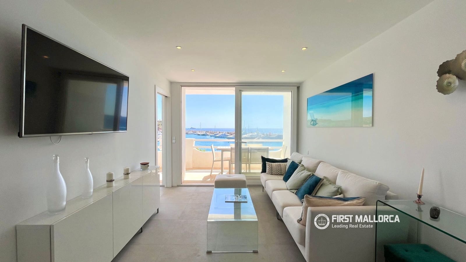 2 slaapkamer Appartement te koop in El Toro / Port Adriano - € 500.000 (Ref: 10046197)
