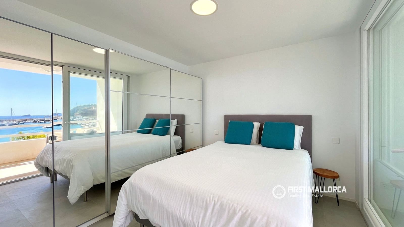2 slaapkamer Appartement te koop in El Toro / Port Adriano - € 500.000 (Ref: 10046197)