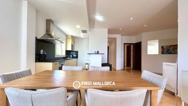 3 soveværelse Lejlighed til leje i Port Verd, Son Servera med swimmingpool - € 2.000 (Ref: 10060985)
