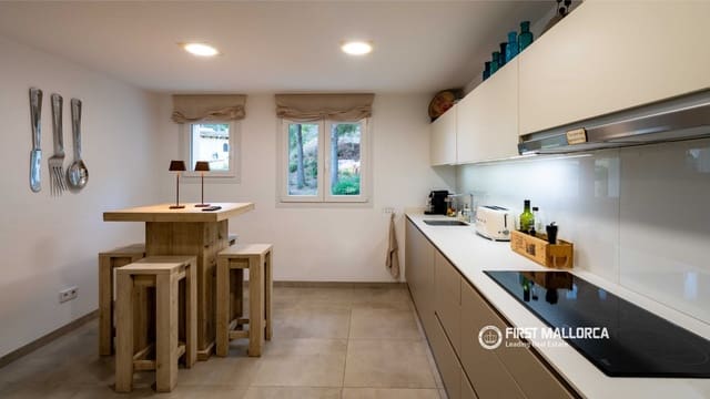 3 quarto Moradia para venda em Puerto de Andratx, Andratx com piscina garagem - 1 950 000 € (Ref: 10060990)